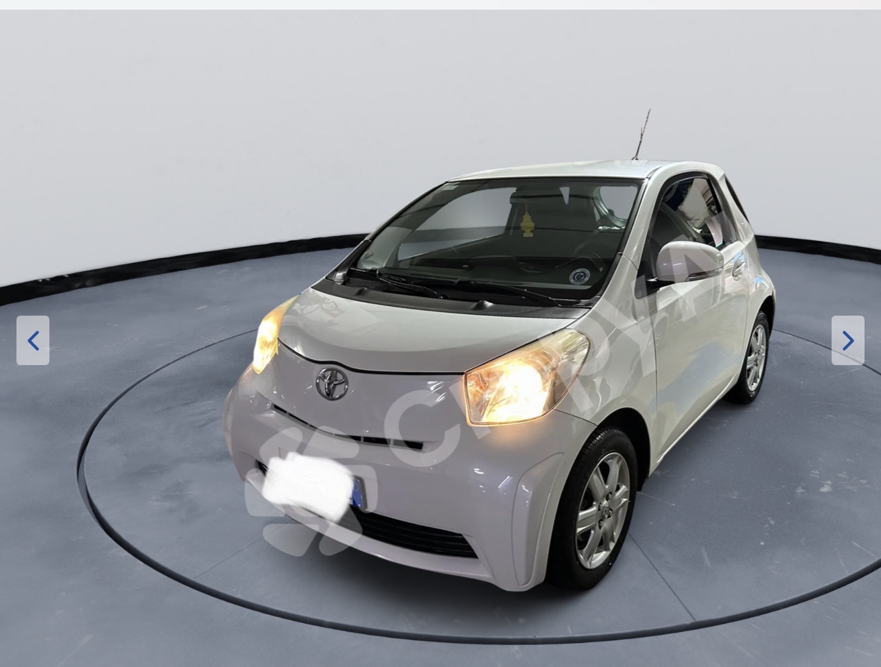 TOYOTA IQ